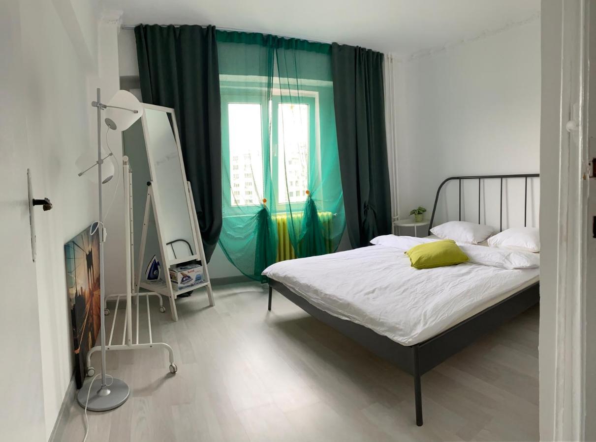 Green Apartment 41 Bukares Bagian luar foto