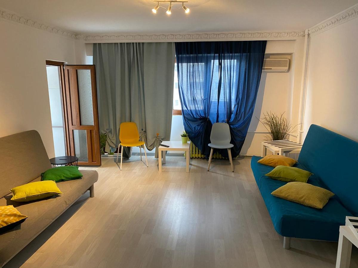 Green Apartment 41 Bukares Bagian luar foto
