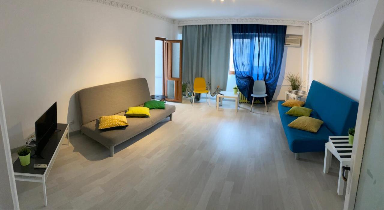 Green Apartment 41 Bukares Bagian luar foto