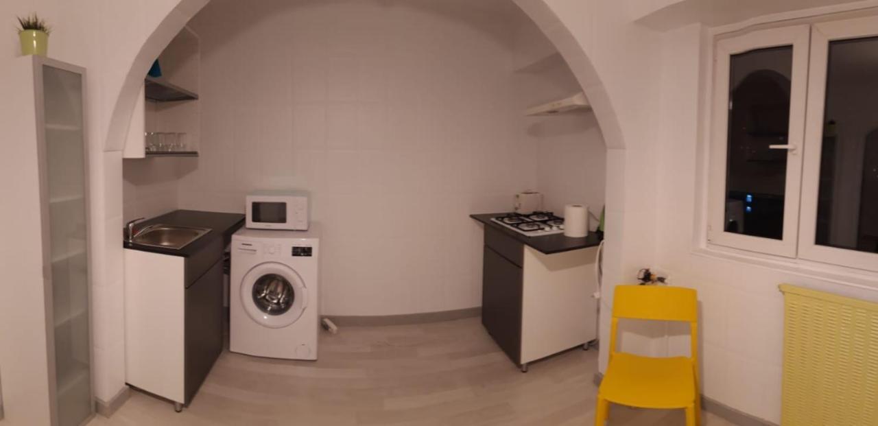 Green Apartment 41 Bukares Bagian luar foto